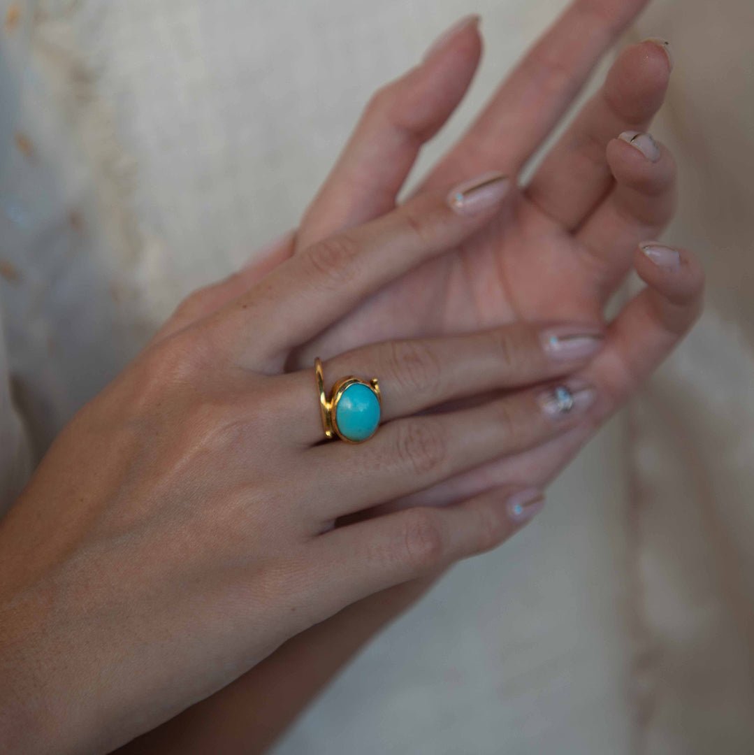 Oval Turquoise Ring